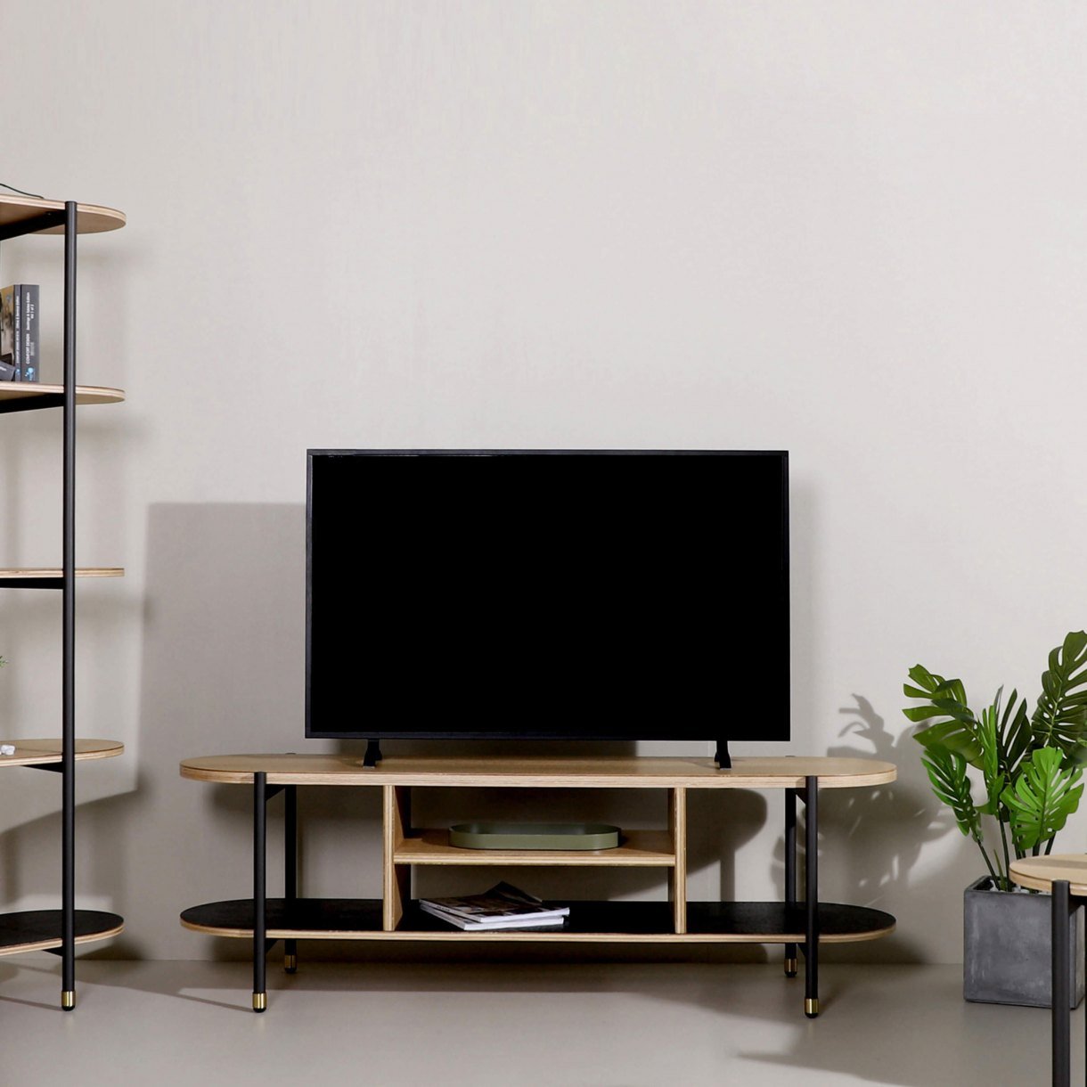 Find Matching Furniture Pieces to Achieve that Modern Living Room Look - Comfort Furniture