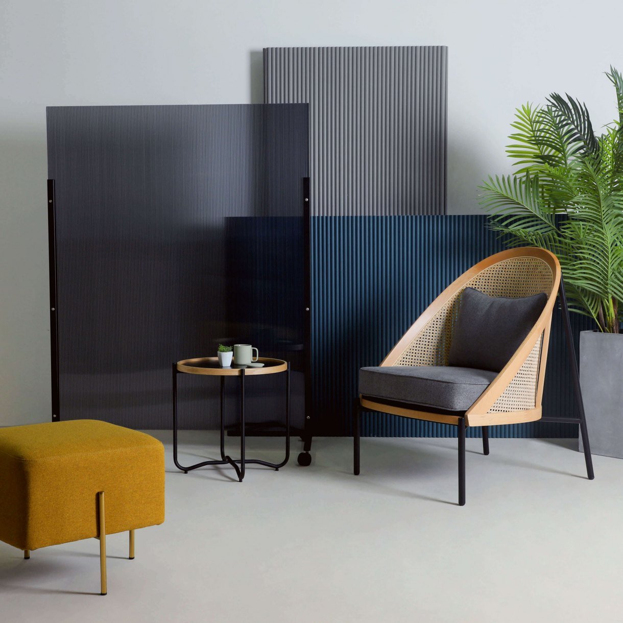 Ideas of Putting Together a Living Room with Rattan Lounger and Coffee Table to Create an Insta-worthy Vibe - Comfort Furniture