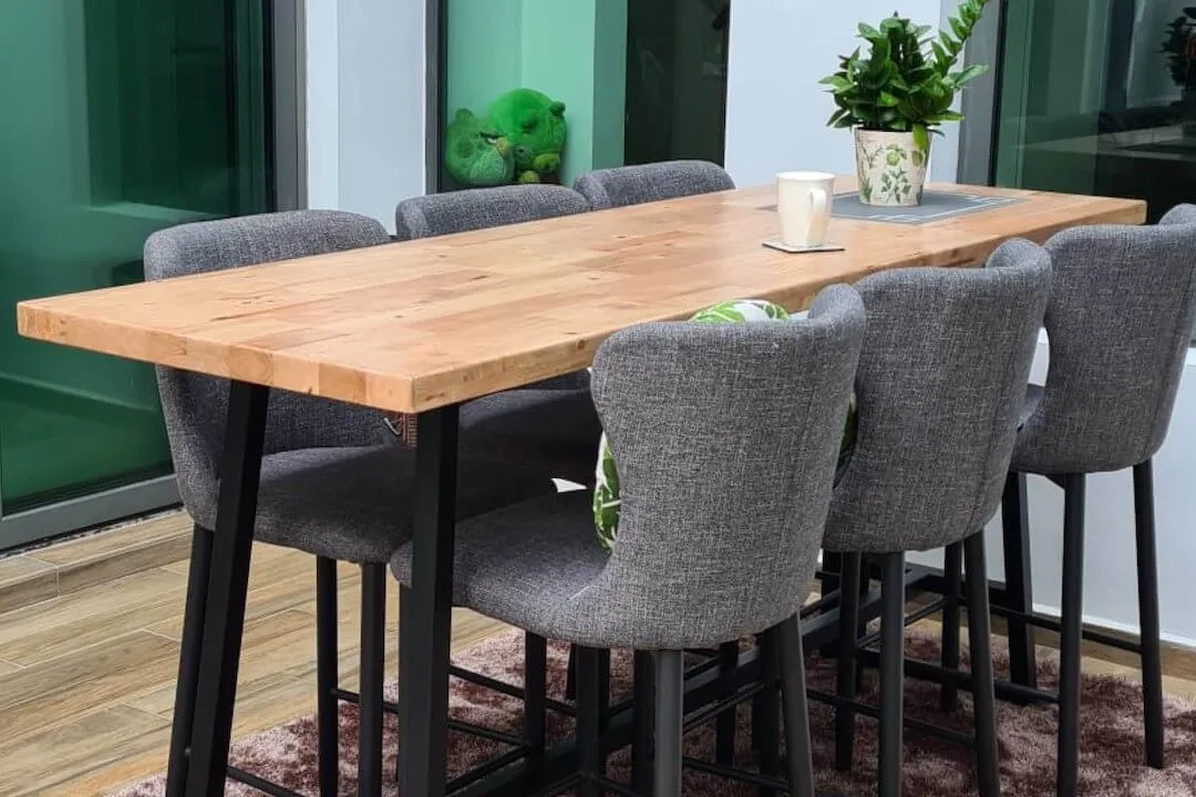 Butcher x Anderson Rubber Wood Top Bar Table With Justin Bar Chair - Comfort Furniture