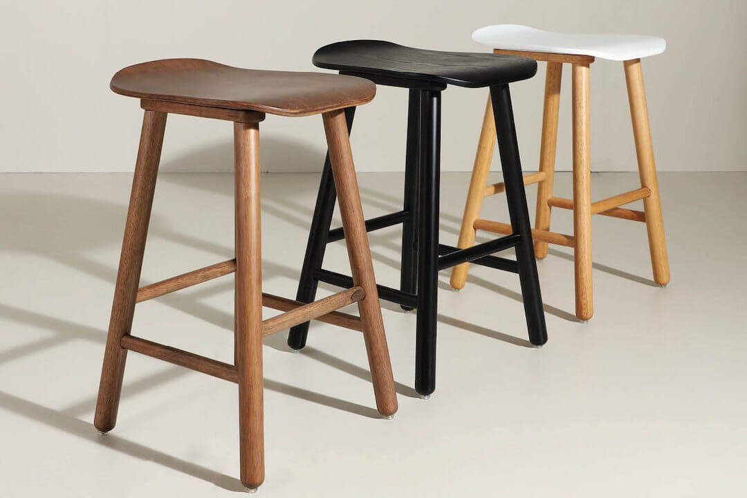 Durable Zelda Rubber Wood Bar Stool - Comfort Furniture