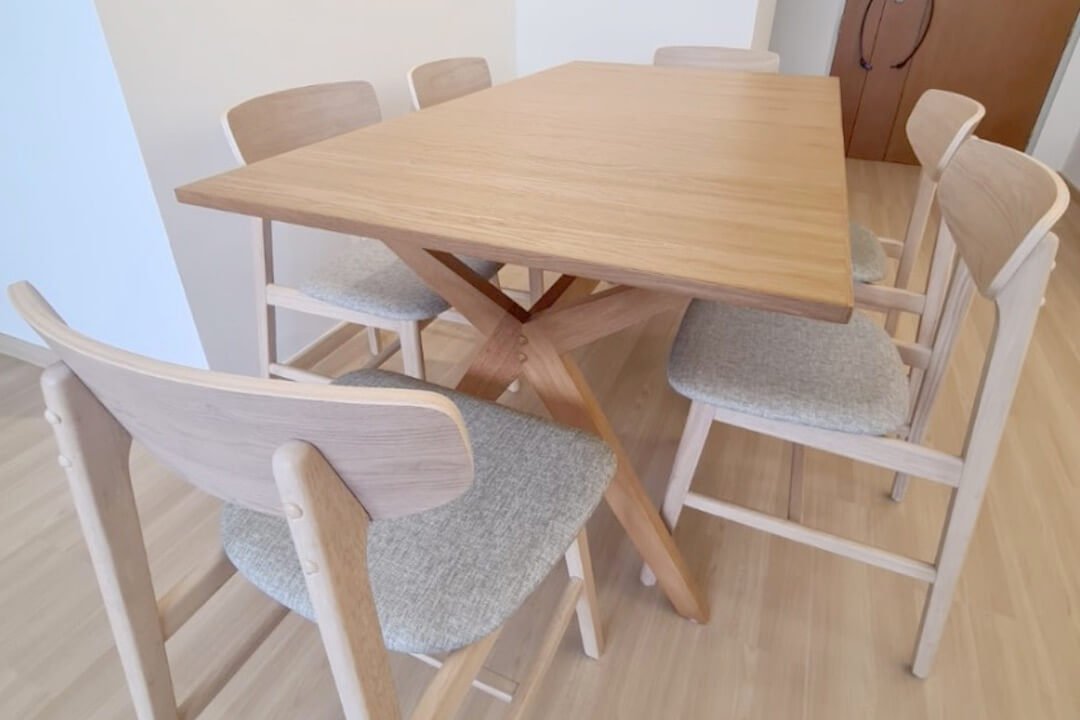 Solid Wood Dining Table Perfect For Any Modern Dining Space - Comfort Furniture
