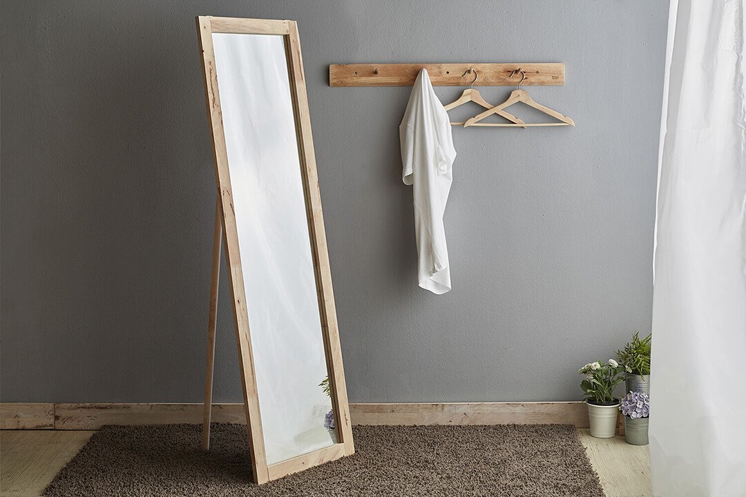 Gaper Standing Mirror Setup For Wardrobe - Comfort Furniture