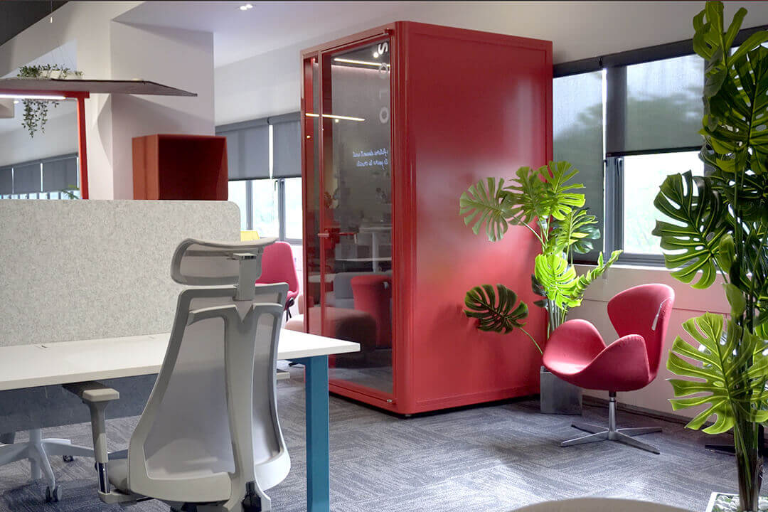 Red Lull Office Pods For Any Workspace Purpose - Comfort Furniture