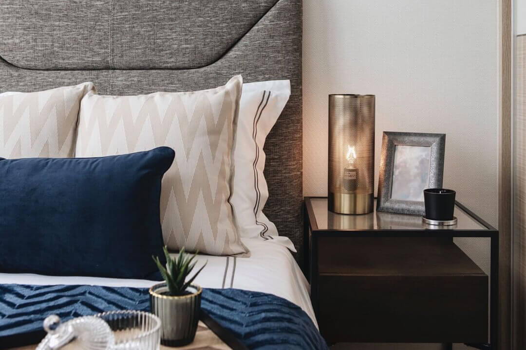 Small Bedroom Design Idea - Comfort Furniture