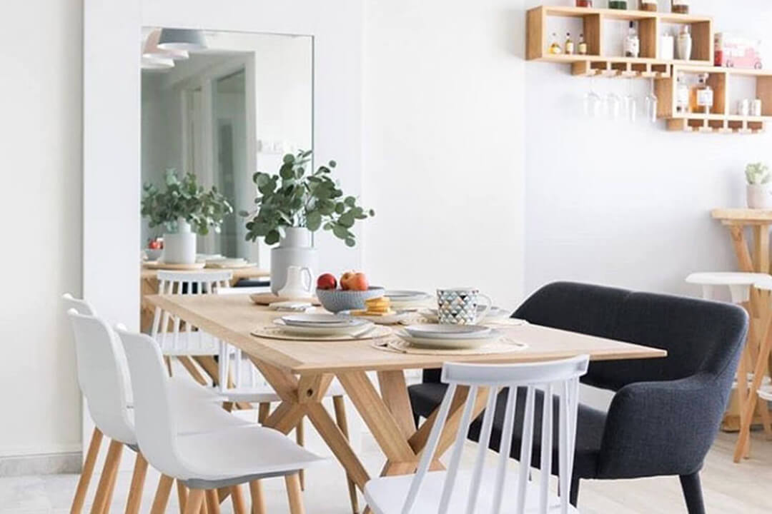 Standing Mirror Setup For Modern Dining Space - Comfort Furniture