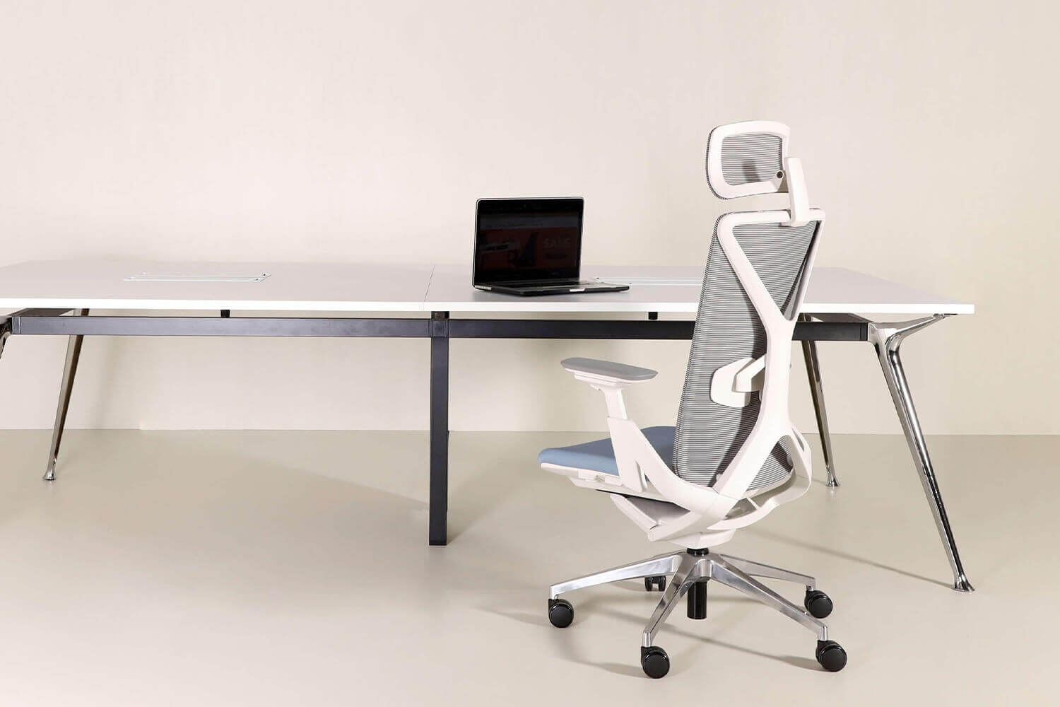 Lami x Chad table - Comfort Furniture