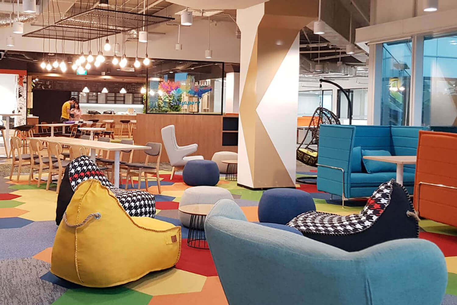 Yoozoo Office concept - Comfort Furniture