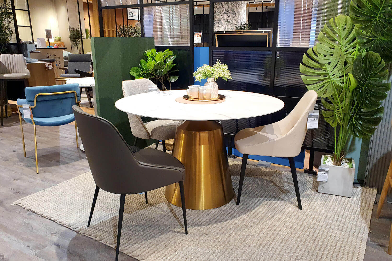 Dining Room Decoration Idea (2) - Comfort Furniture