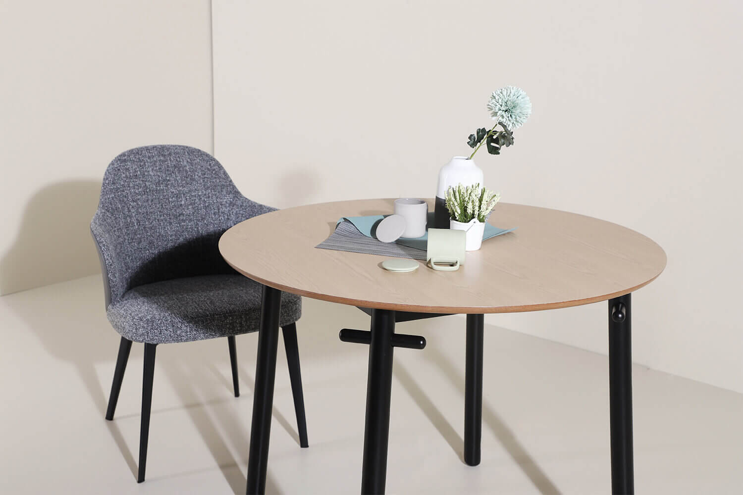 Strut Dining Table + Aria Arm - Comfort Furniture