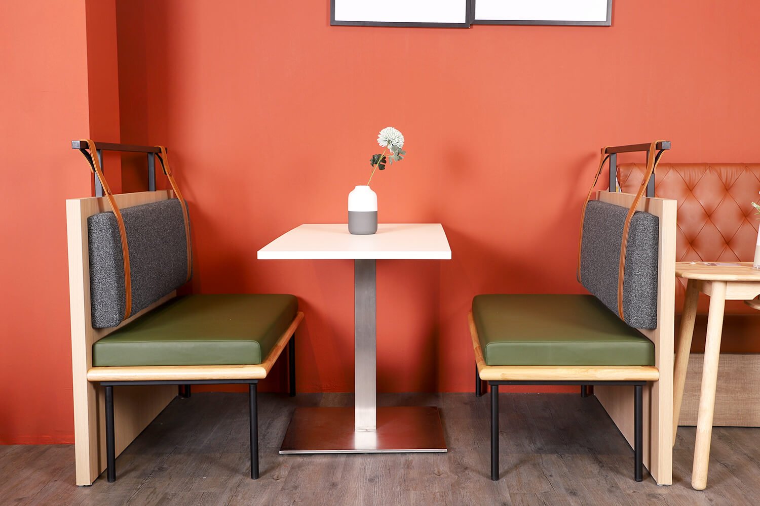 Booth vs. Banquette: What's the Difference?