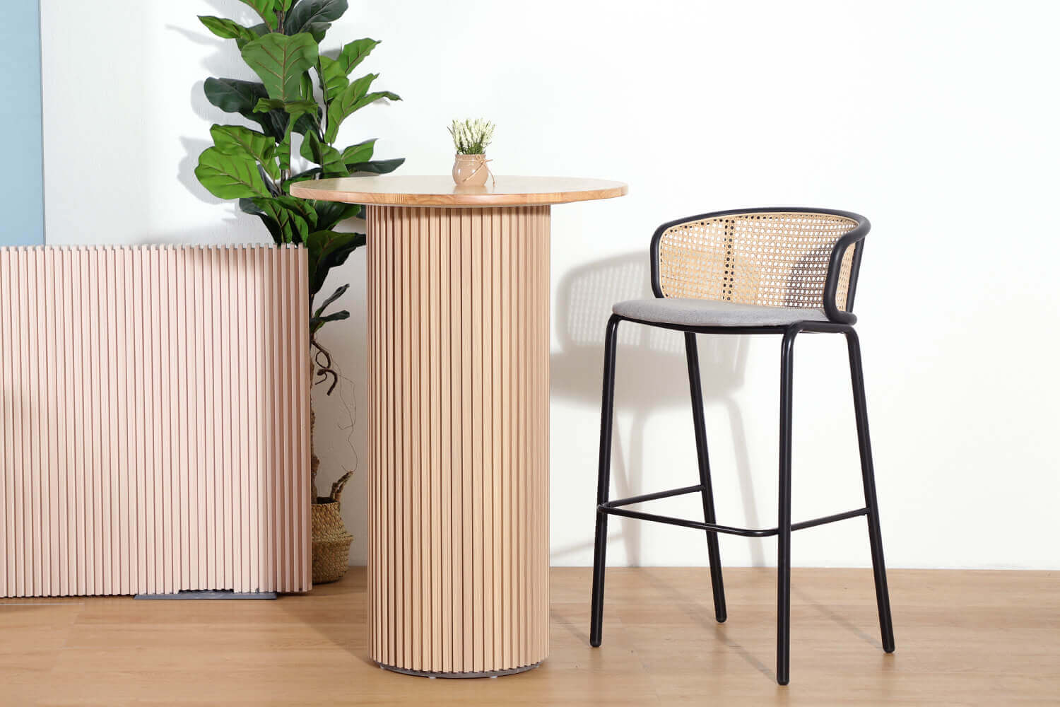 Kin Rattan Bar Chair Rubberwood Fluted Bar Table - Comfort Furniture