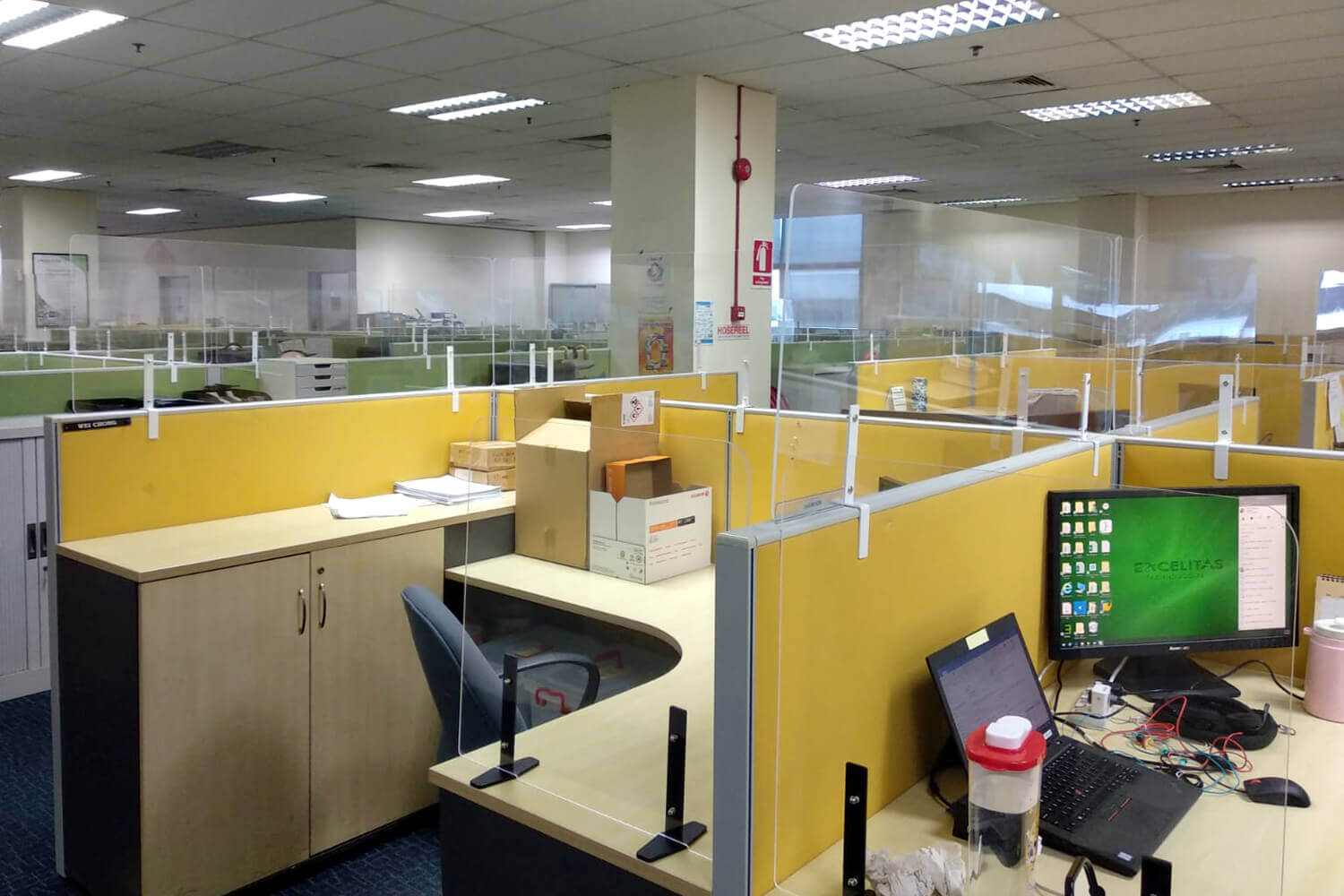 Acrylic Shield Office Workstation 3 - Comfort Furniture