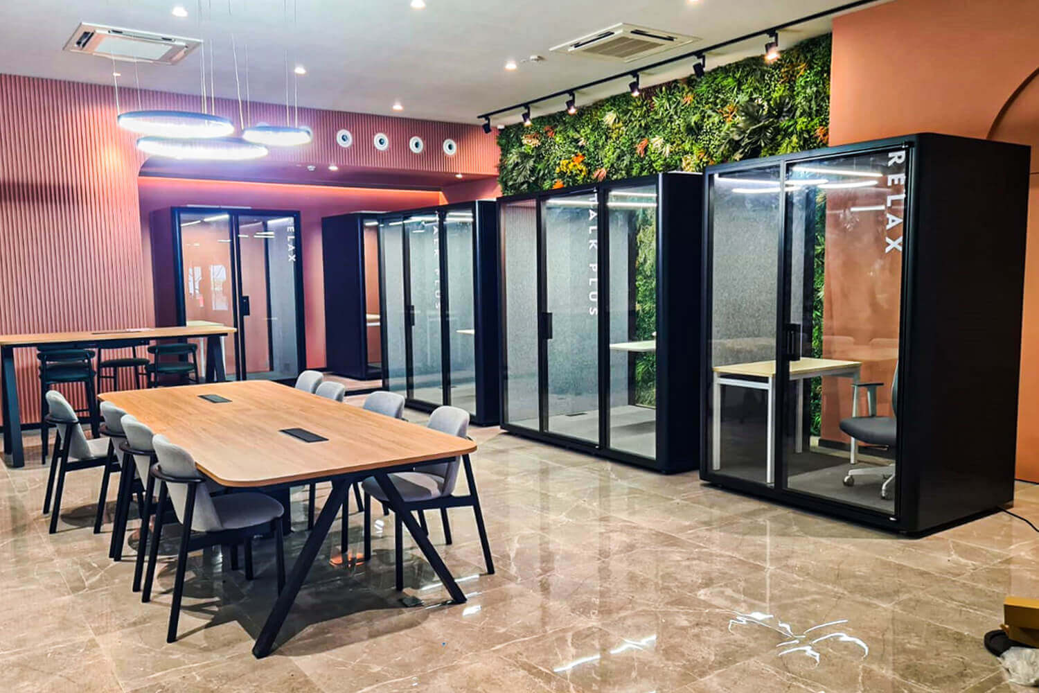 Lull Working Pods in Office 2 - Comfort Furniture