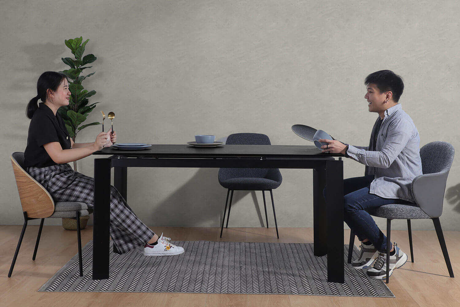 Etoile Extendable Dining Table & Chairs - Comfort Design Furniture