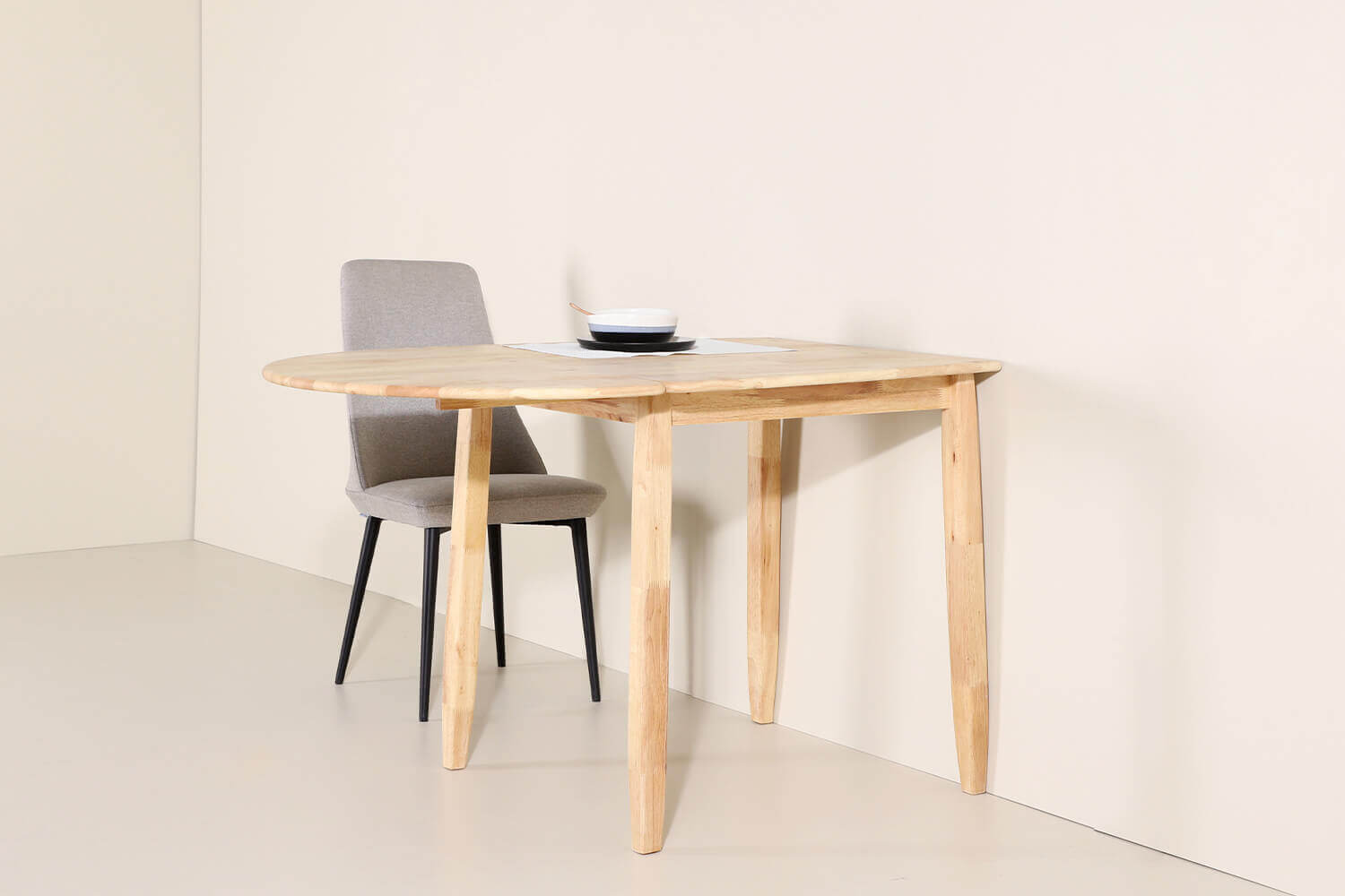 Party Extendable Dining Table 1 - Comfort Design Furniture