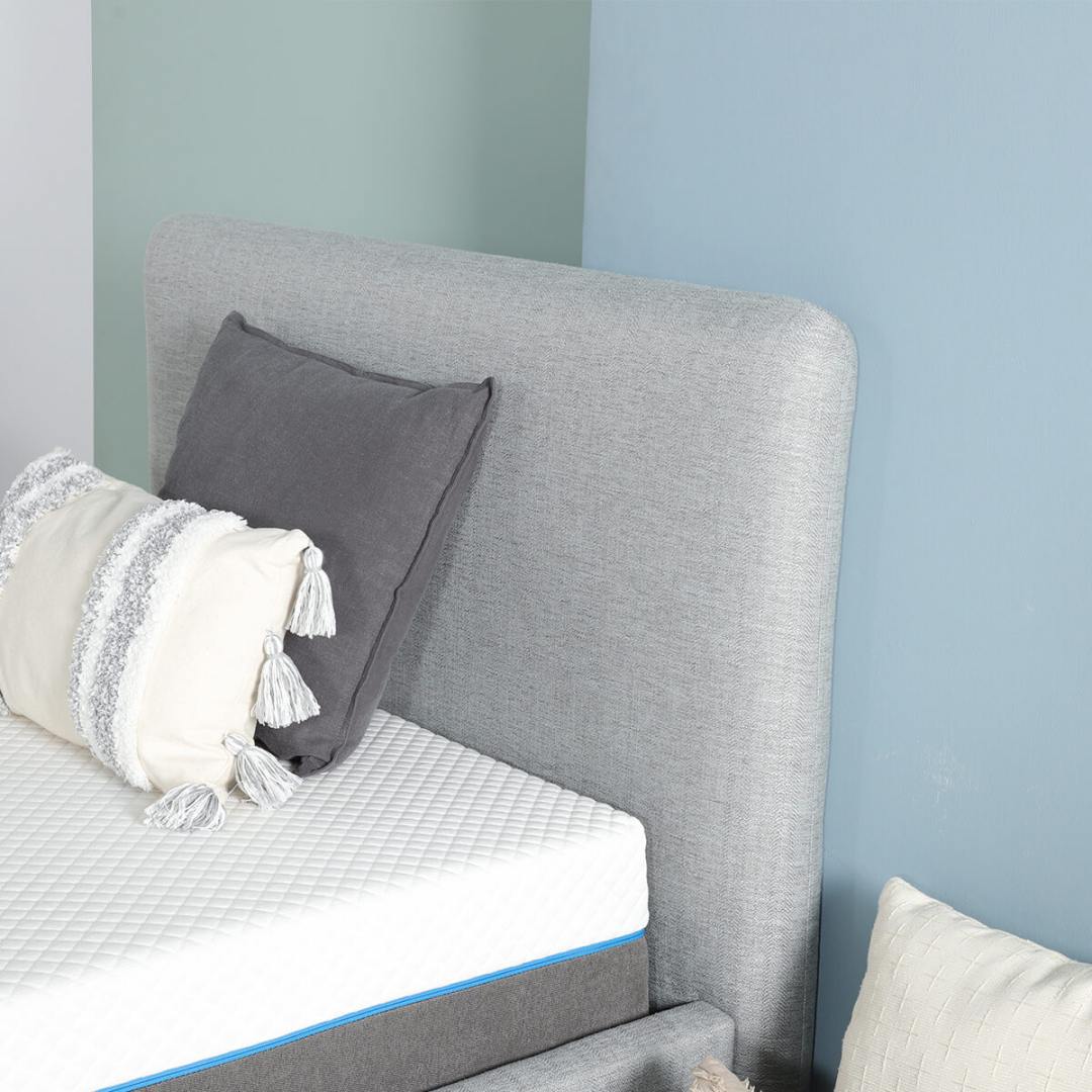 Minimalist Chic