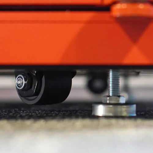 Castors & Adjustable Feet